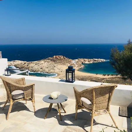 Houses Aghios Sostis
