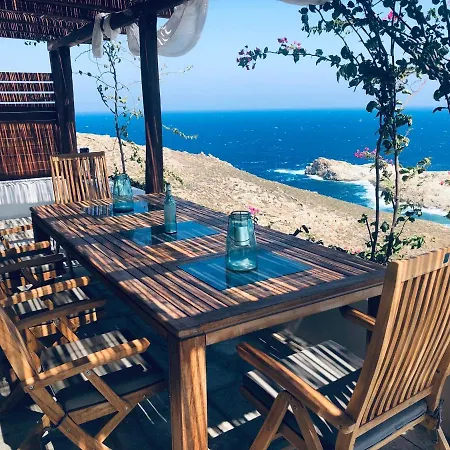 Houses Aghios Sostis Serifos Town